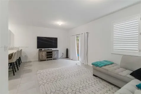 1130 SE 26th Terrace Homestead FL 33035