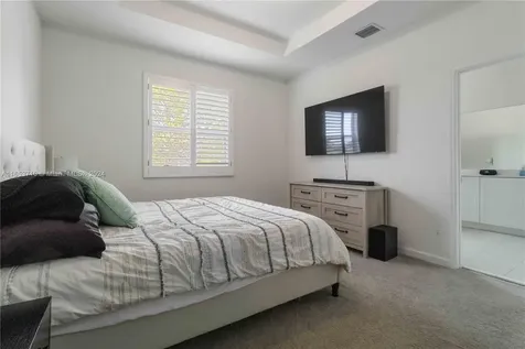 1130 SE 26th Terrace Homestead FL 33035