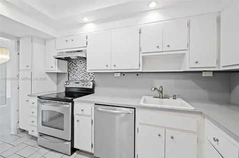 9381 E Bay Harbor Drive Bay Harbor Islands FL 33154