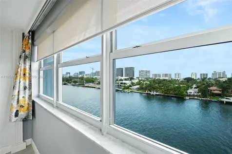 9381 E Bay Harbor Drive Bay Harbor Islands FL 33154