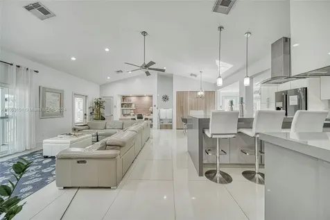 401 Calle Limon Marathon FL 33050