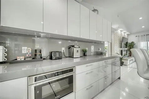 401 Calle Limon Marathon FL 33050