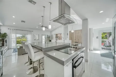 401 Calle Limon Marathon FL 33050
