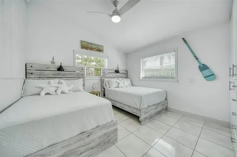 401 Calle Limon Marathon FL 33050