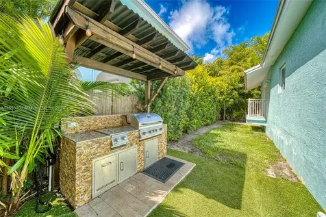 401 Calle Limon Marathon FL 33050