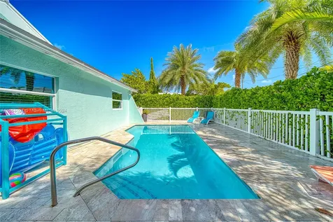 401 Calle Limon Marathon FL 33050
