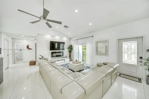 401 Calle Limon Marathon FL 33050