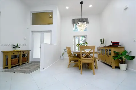 5024 NW 97th Drive Coral Springs FL 33076