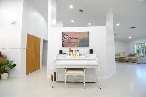5024 NW 97th Drive Coral Springs FL 33076