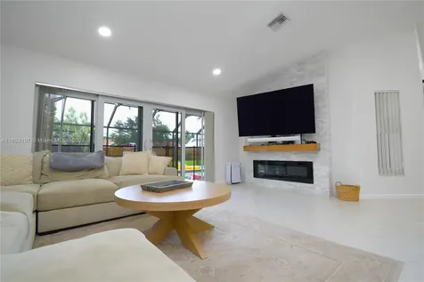 5024 NW 97th Drive Coral Springs FL 33076