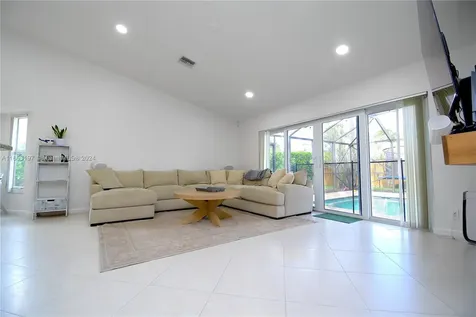 5024 NW 97th Drive Coral Springs FL 33076