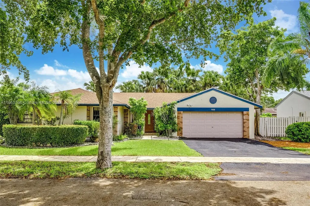 14610 Kirsten Court Davie FL 33325