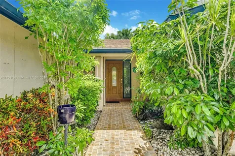 14610 Kirsten Court Davie FL 33325
