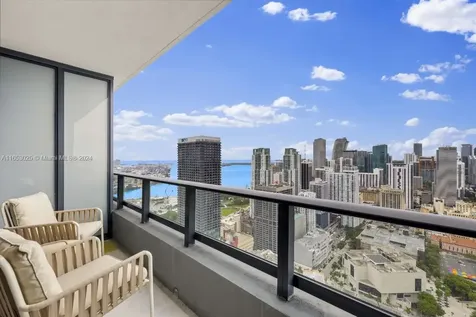 601 NE 1 Miami FL 33132