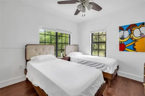 52 NE 46th Street Miami FL 33137