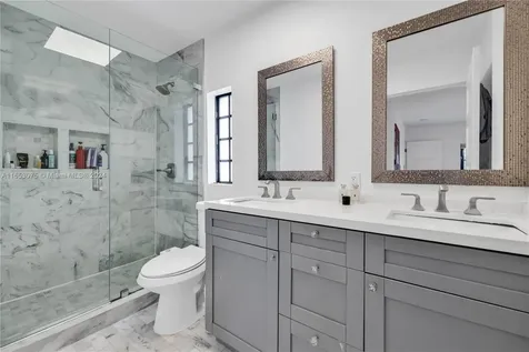 52 NE 46th Street Miami FL 33137