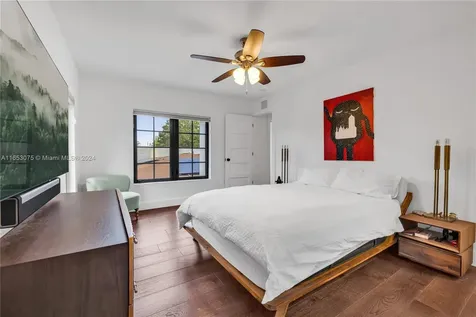 52 NE 46th Street Miami FL 33137