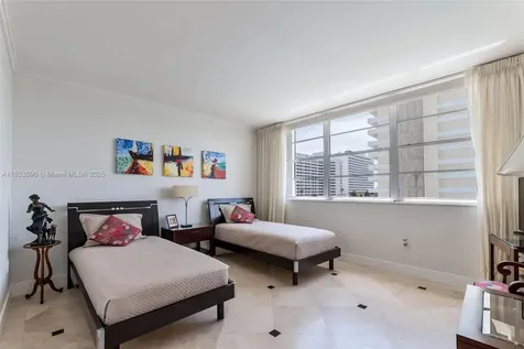 5640 Collins Avenue Miami Beach FL 33140