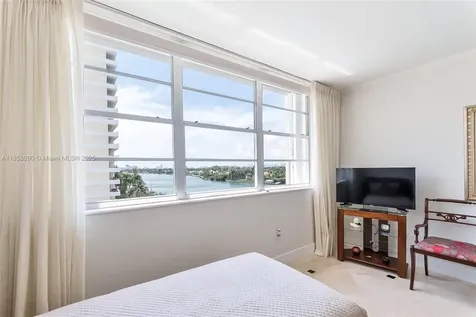 5640 Collins Avenue Miami Beach FL 33140
