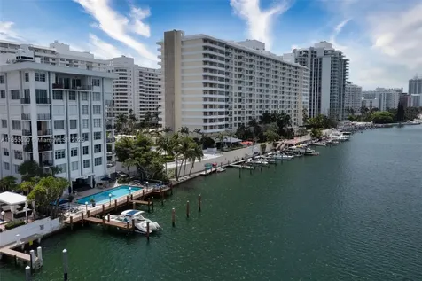 5640 Collins Avenue Miami Beach FL 33140