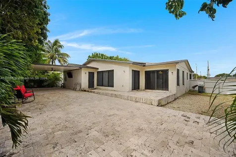 15921 SW 106th Avenue Miami FL 33157