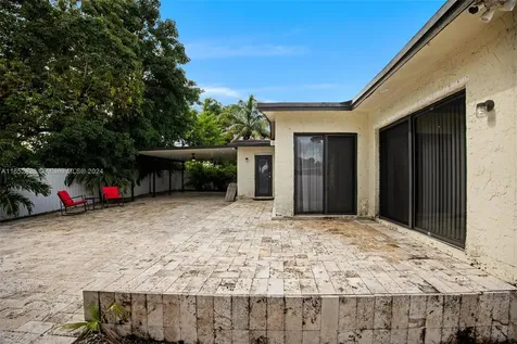15921 SW 106th Avenue Miami FL 33157
