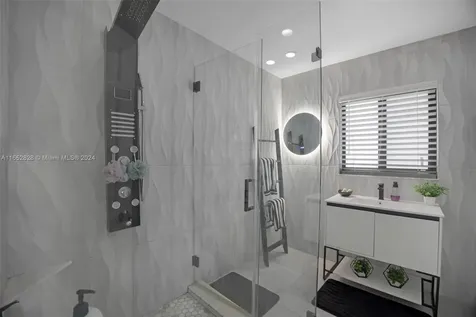 15921 SW 106th Avenue Miami FL 33157
