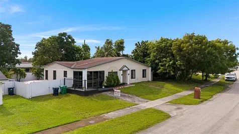 15921 SW 106th Avenue Miami FL 33157