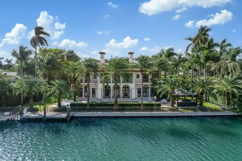 1525 W 24th Street Miami Beach FL 33140