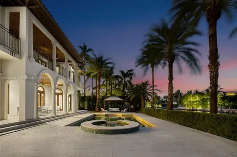 1525 W 24th Street Miami Beach FL 33140