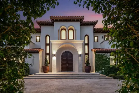 1525 W 24th Street Miami Beach FL 33140