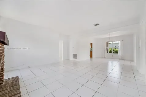 2112 SW 17th Street Miami FL 33145