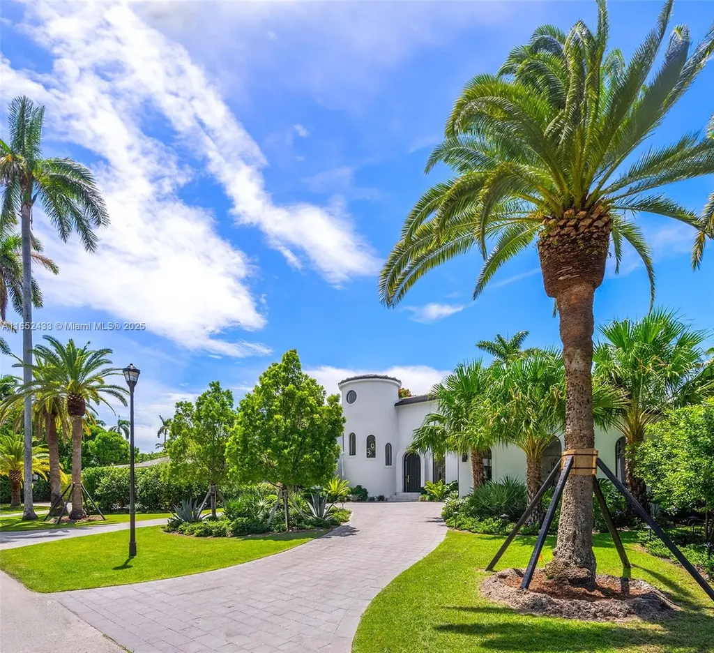 6650 Pine Tree Lane Miami Beach FL 33141