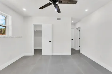 1171 NE 211th Terrace Miami FL 33179