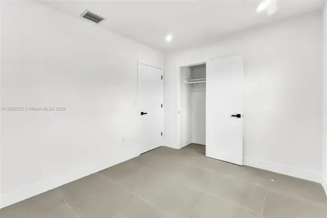 1171 NE 211th Terrace Miami FL 33179