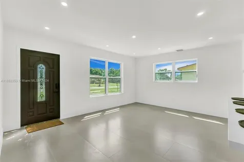1171 NE 211th Terrace Miami FL 33179