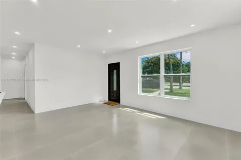 1171 NE 211th Terrace Miami FL 33179