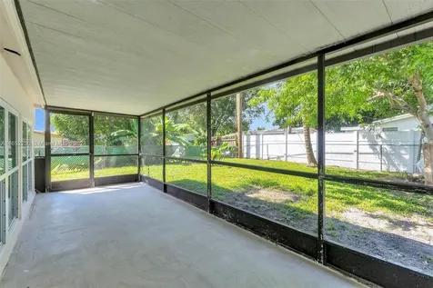 1171 NE 211th Terrace Miami FL 33179