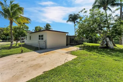 1171 NE 211th Terrace Miami FL 33179