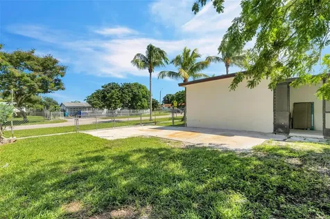 1171 NE 211th Terrace Miami FL 33179