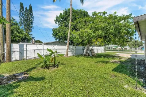 1171 NE 211th Terrace Miami FL 33179