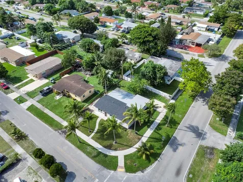 1171 NE 211th Terrace Miami FL 33179