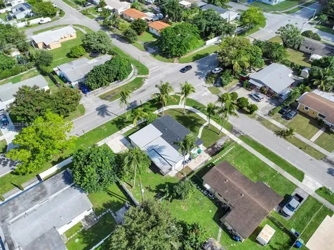 1171 NE 211th Terrace Miami FL 33179