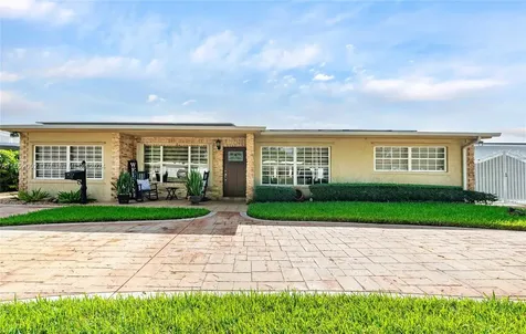 5565 W 13th Avenue Hialeah FL 33012