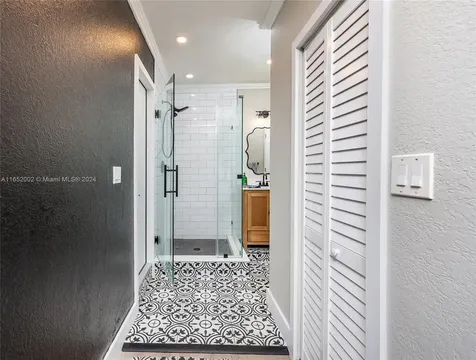 5565 W 13th Avenue Hialeah FL 33012
