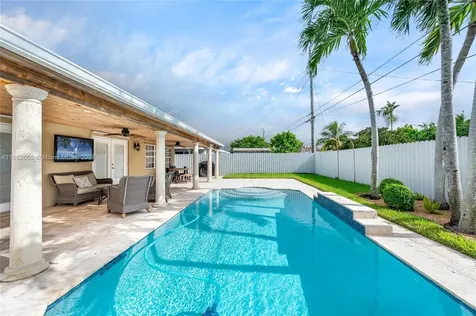 5565 W 13th Avenue Hialeah FL 33012
