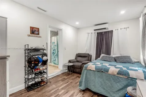 1561 NW 8th Terrace Homestead FL 33030