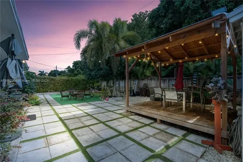 1561 NW 8th Terrace Homestead FL 33030