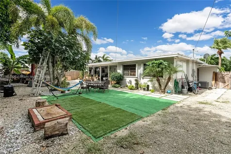 1561 NW 8th Terrace Homestead FL 33030