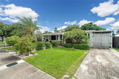1561 NW 8th Terrace Homestead FL 33030